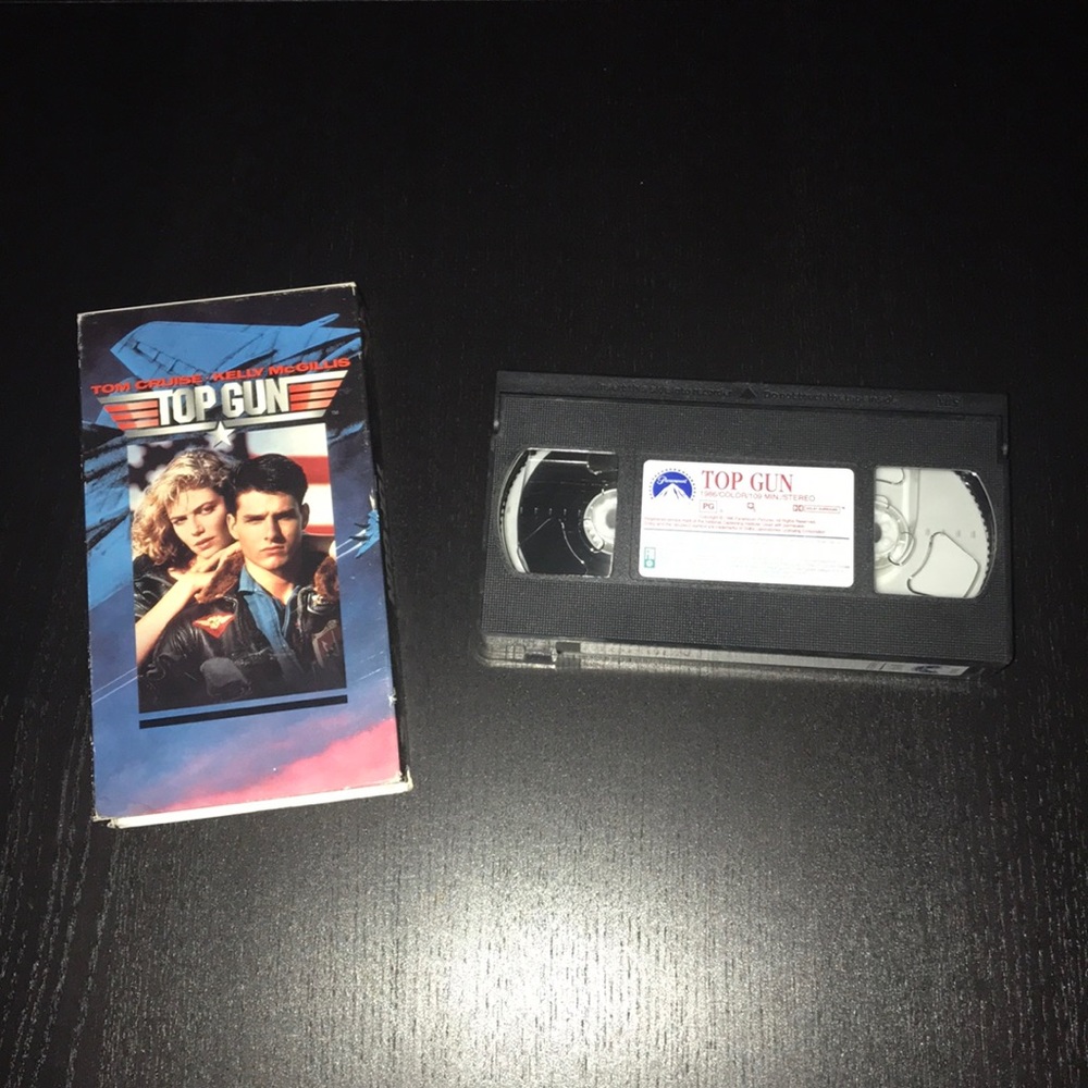 TOP GUN VHS.